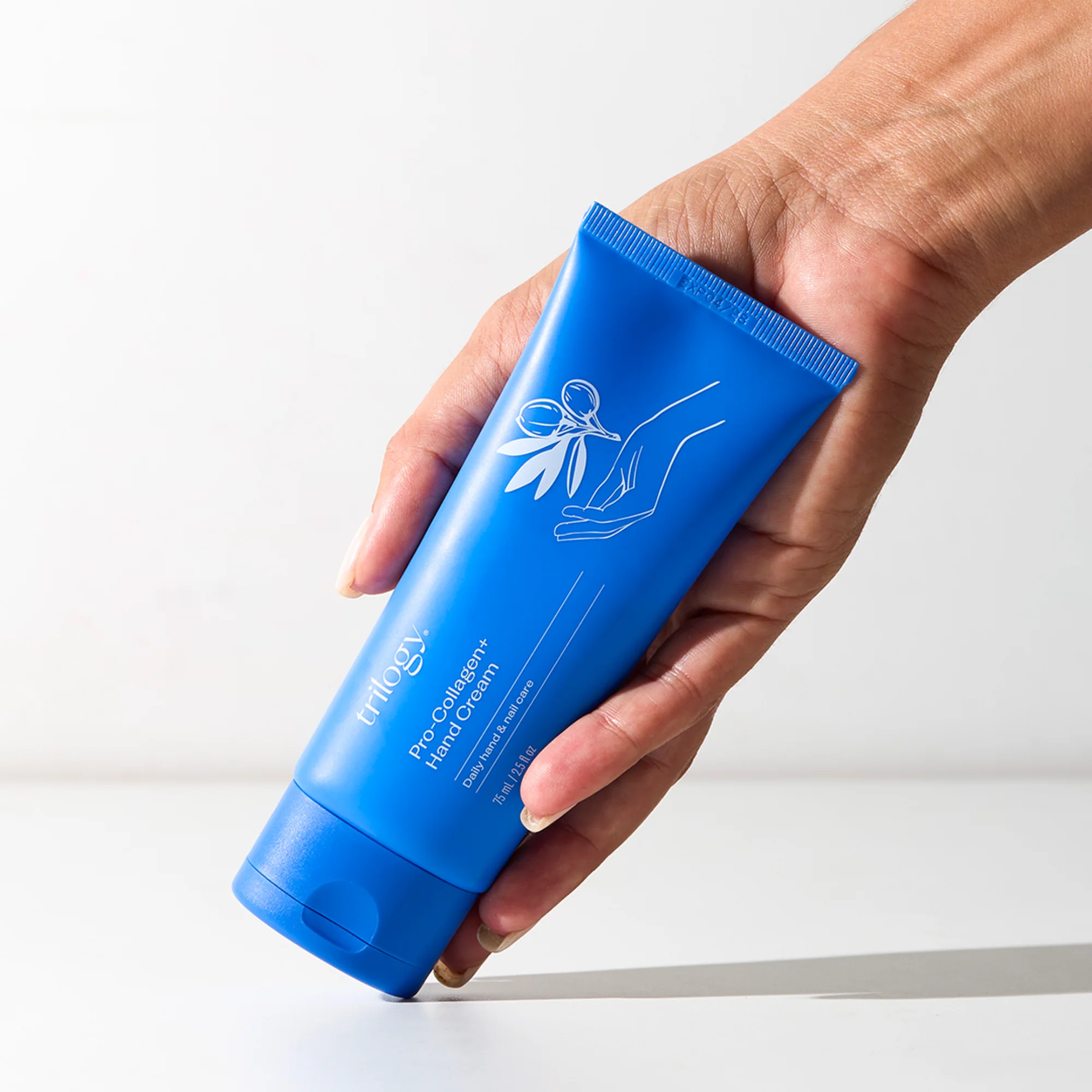 Pro-Collagen+ Hand Cream - Image 4