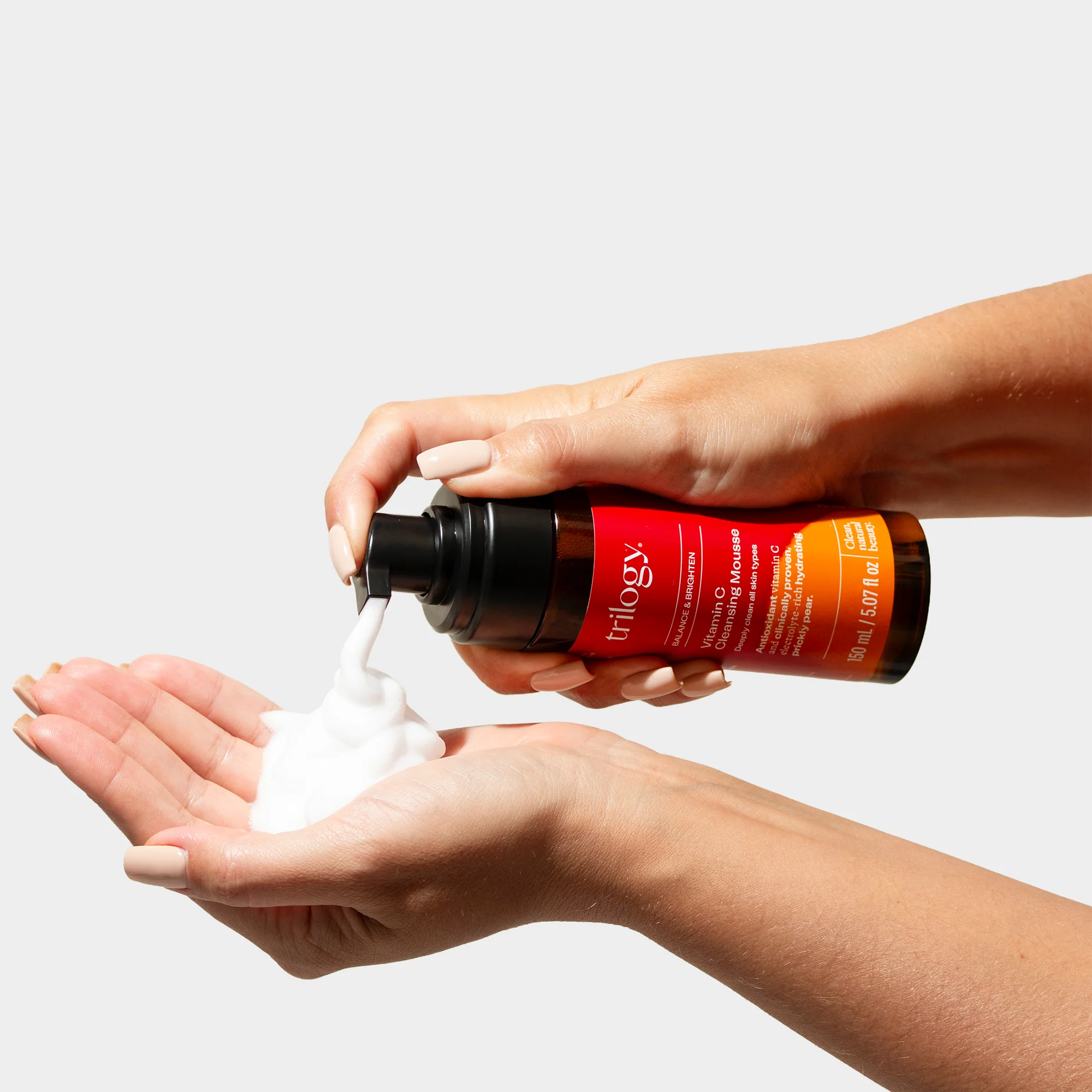 Vitamin C Cleansing Mousse - Image 4